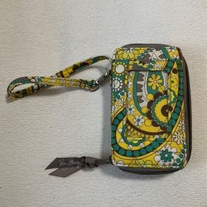 Vera Bradley clutch/wristlet